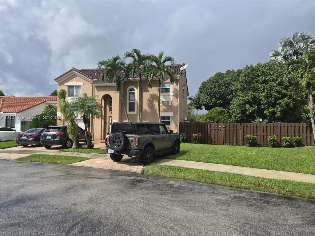 15351 Sw 43rd Terrace, Miami