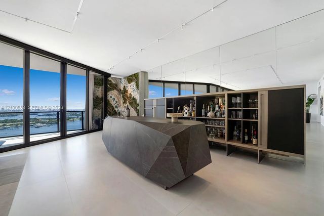 3 of 32 - 1000 Biscayne Boulevard #3302, Miami, FL