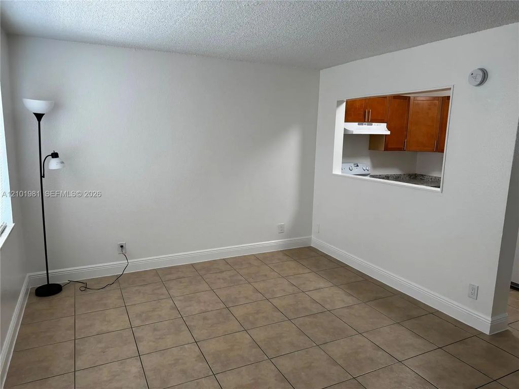 241 Se 9th Avenue #203, Pompano Beach