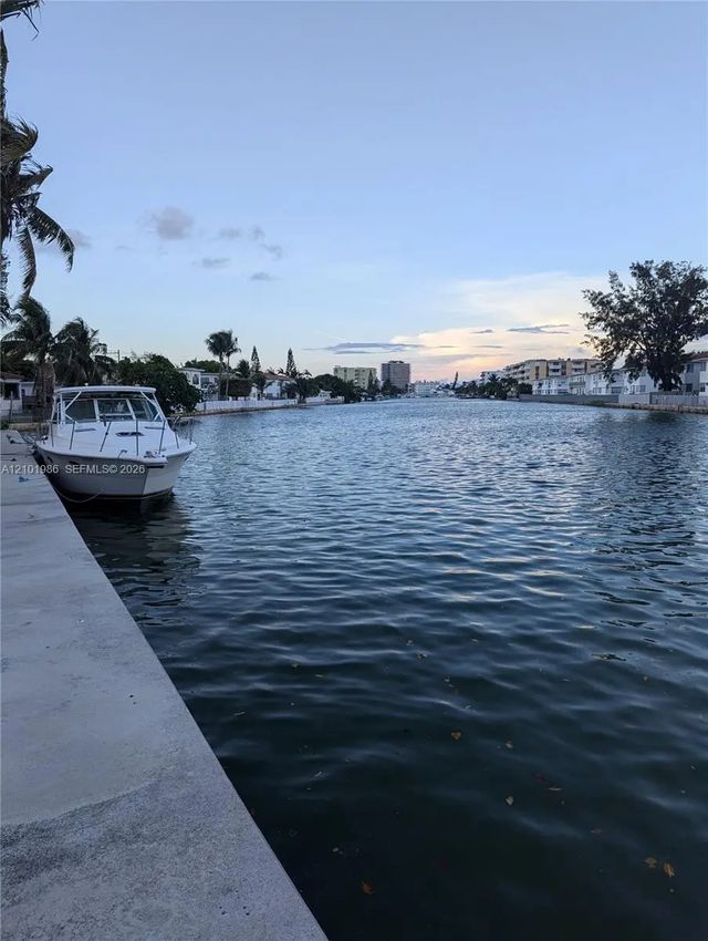 5 of 10 - 7741 Hawthorne Avenue, Miami Beach, FL