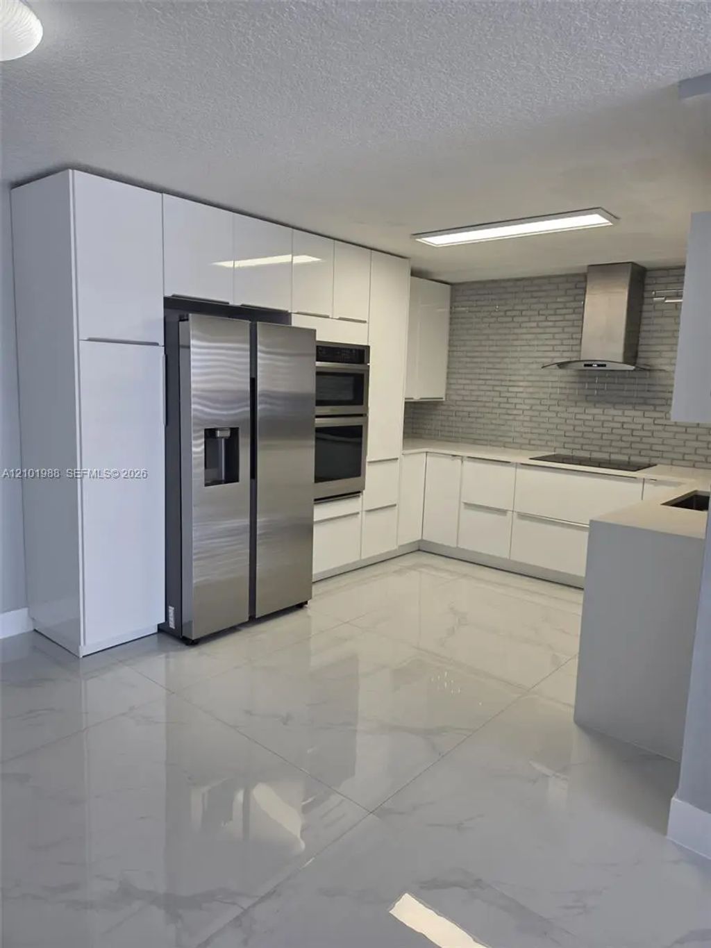 11755 Sw 18th Street #3fl, Miami