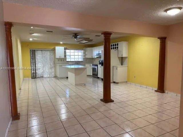 5 of 21 - 5015 Sw 117th Avenue, Miami, FL