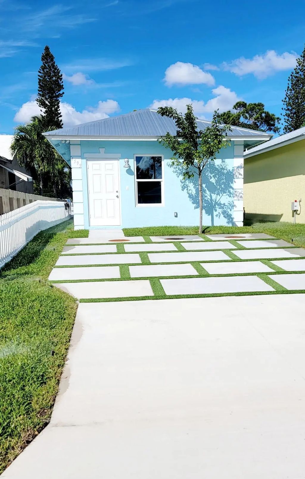 4595 Cambridge Street, Lake Worth Beach