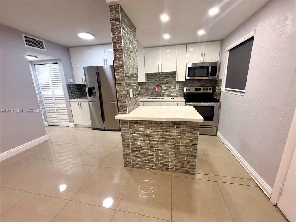 1629 N River Drive #303, Miami