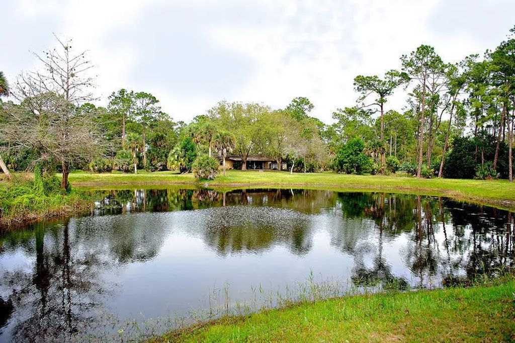 2833 F Road, Loxahatchee Groves