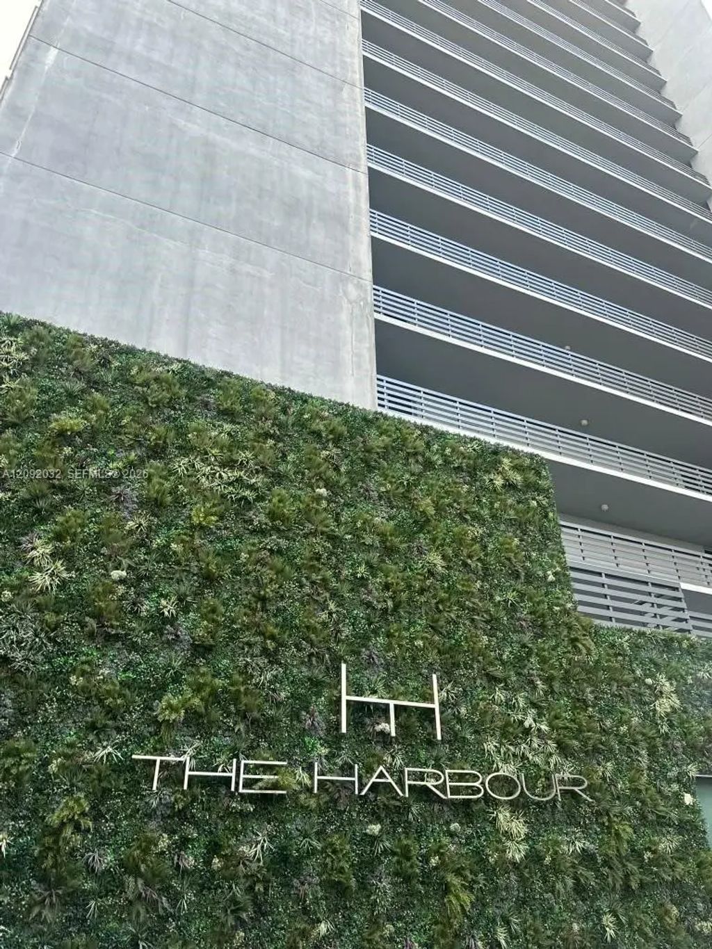 16385 Biscayne Boulevard #2606, North Miami Beach