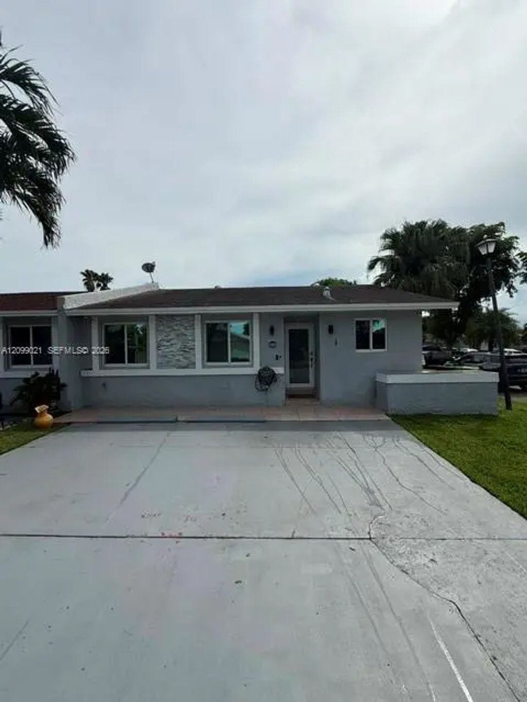 5641 Sw 139th Place, Miami