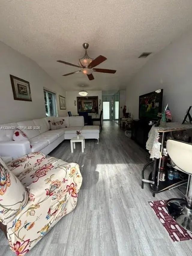 3 of 37 - 5641 Sw 139th Place, Miami, FL