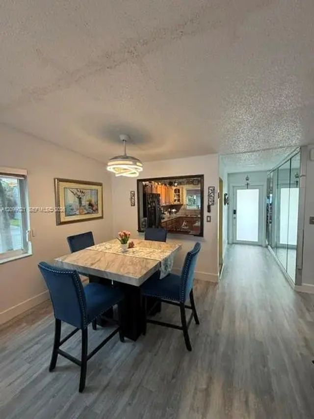 4 of 37 - 5641 Sw 139th Place, Miami, FL
