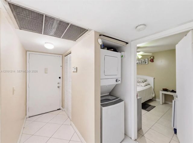 5 of 13 - 821 Ne 207th Lane #1-103, Miami, FL