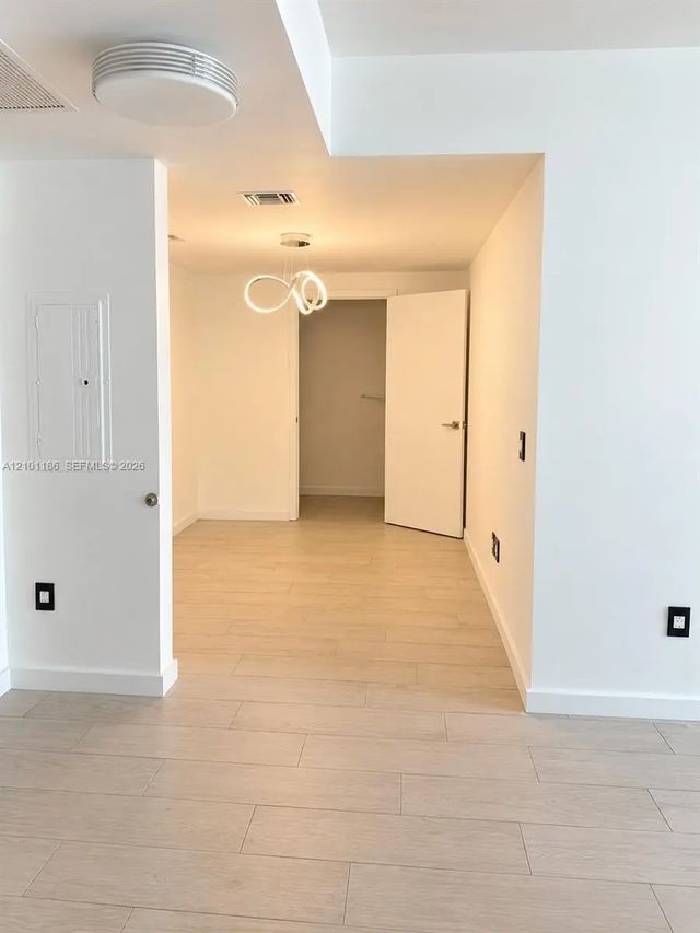2 of 11 - 1080 Brickell Avenue #1606, Miami, FL