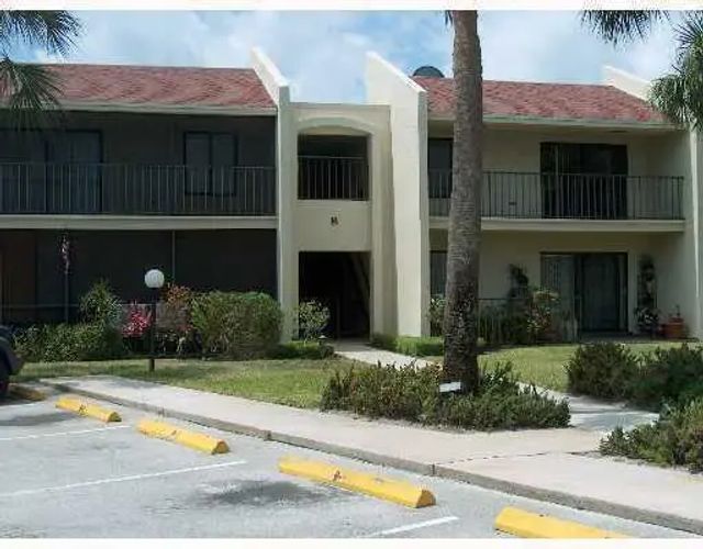 150 Pineview Road #b8, Jupiter