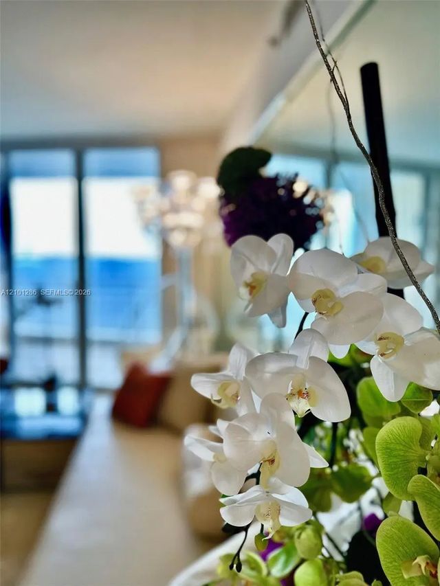 5 of 67 - 808 Brickell Key Drive #1106, Miami, FL