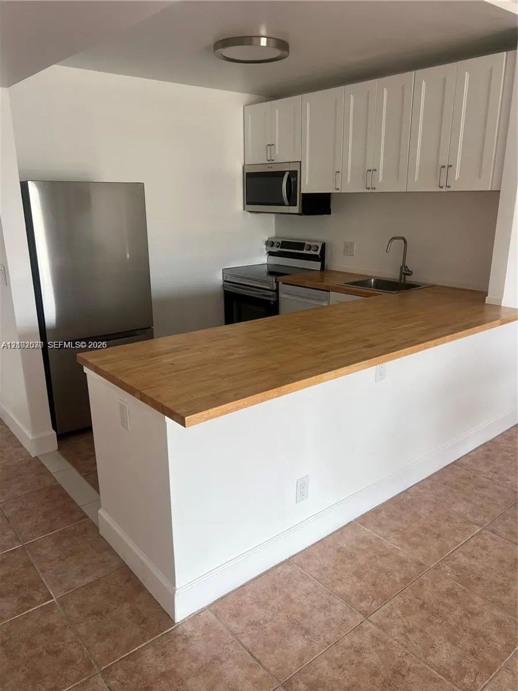 1455 N Treasure Drive #5b, North Bay Village