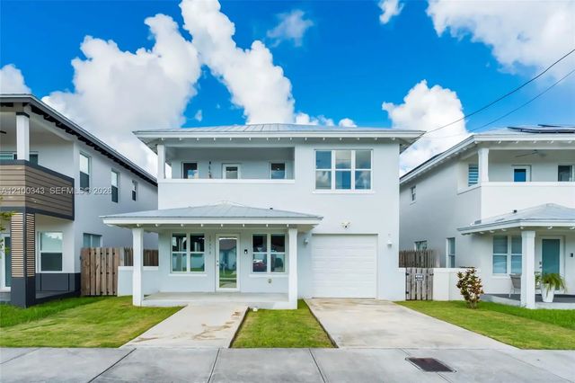 2 of 58 - 17970 Sw 105th Avenue, Miami, FL