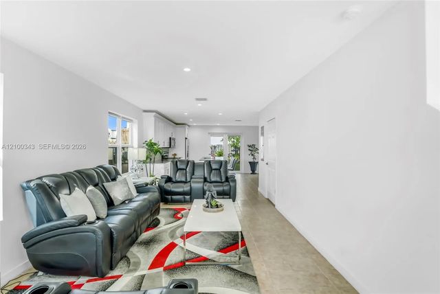 5 of 58 - 17970 Sw 105th Avenue, Miami, FL