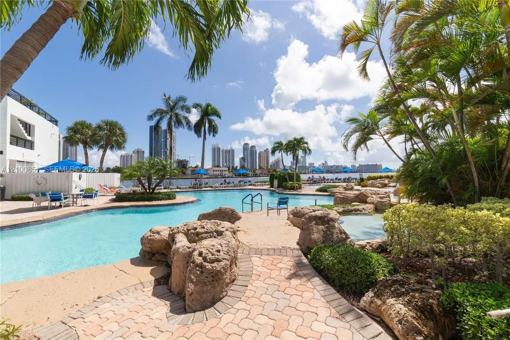 19195 Ne 36th Court #802, Aventura