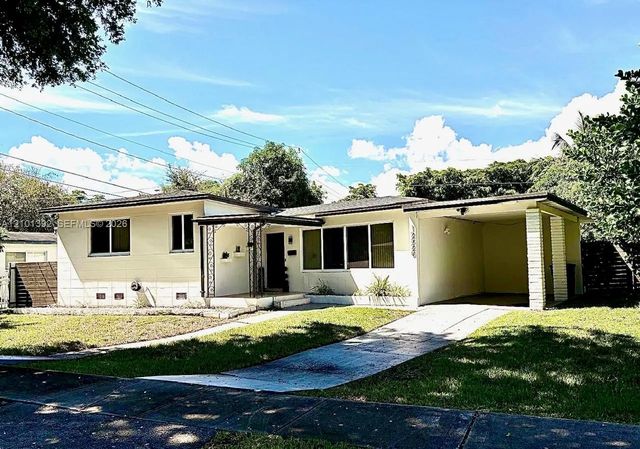 12520 Ne 1st Court, North Miami