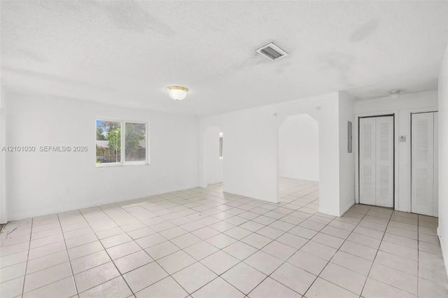 5 of 40 - 1816 Nw 22nd Court, Miami, FL