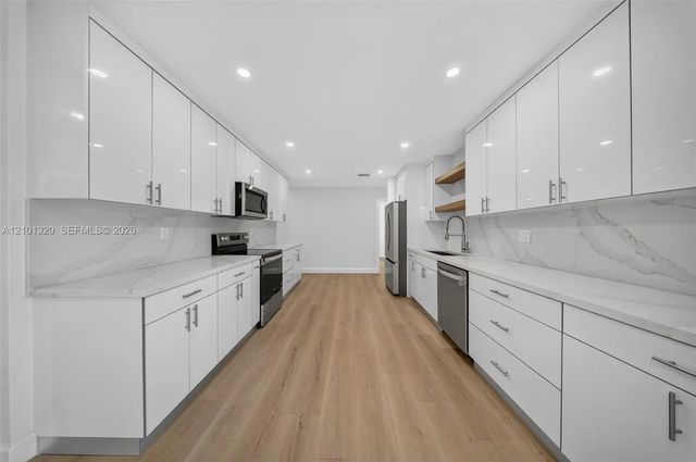 5 of 29 - 7020 Bamboo Street, Miami Lakes, FL