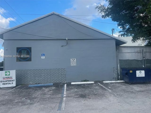 4 of 4 - 23095 S Dixie Highway, Miami, FL