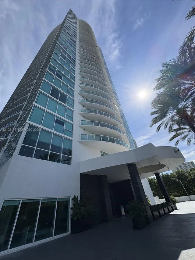 2 of 59 - 2101 Brickell Avenue #2512, Miami, FL