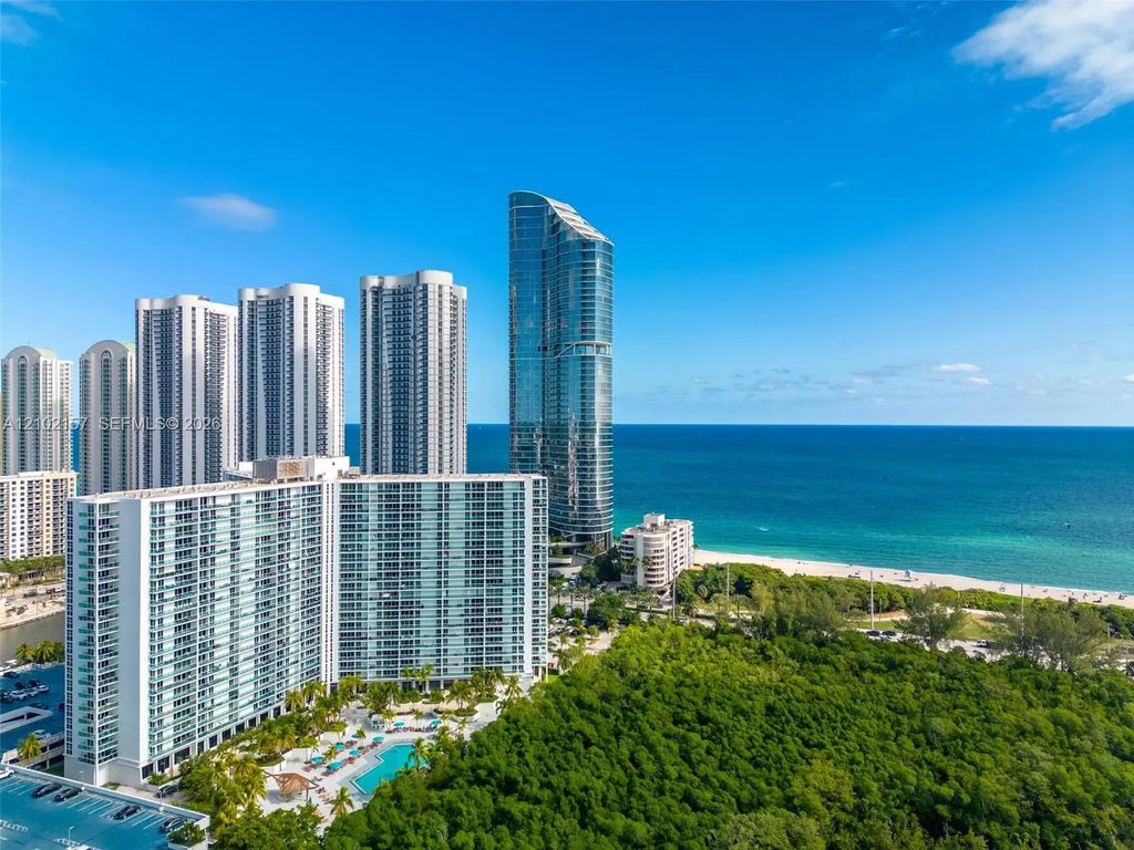 100 Bayview Drive #1919, Sunny Isles Beach