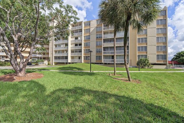 2 of 39 - 7051 Environ Boulevard #534, Lauderhill, FL