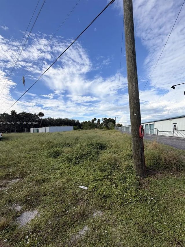 4 of 11 - 4573 Se Us Highway 441, Okeechobee, FL