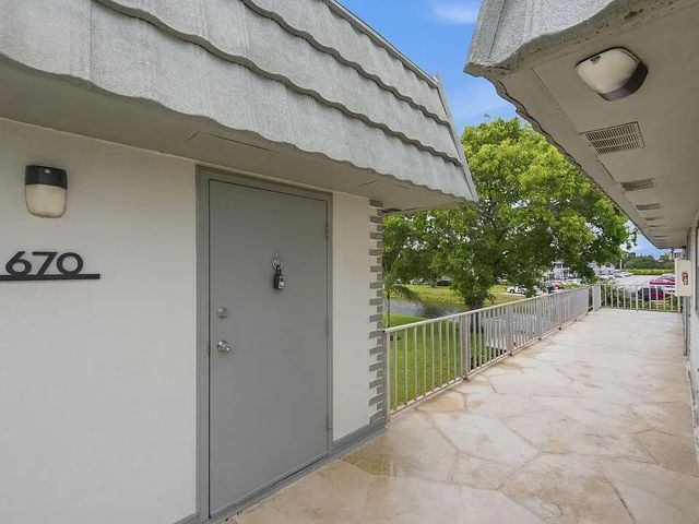 4 of 15 - 670 Monaco Court N, Delray Beach, FL