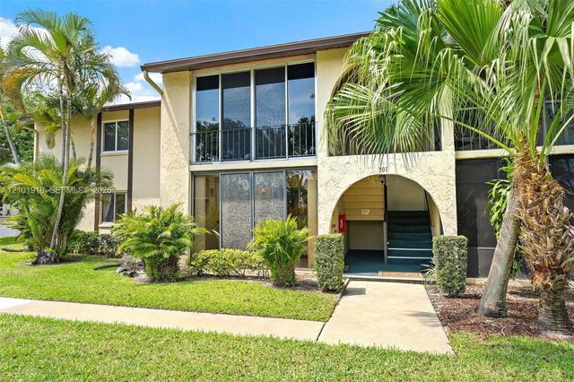 301 Pine Ridge Circle #c-1, Greenacres