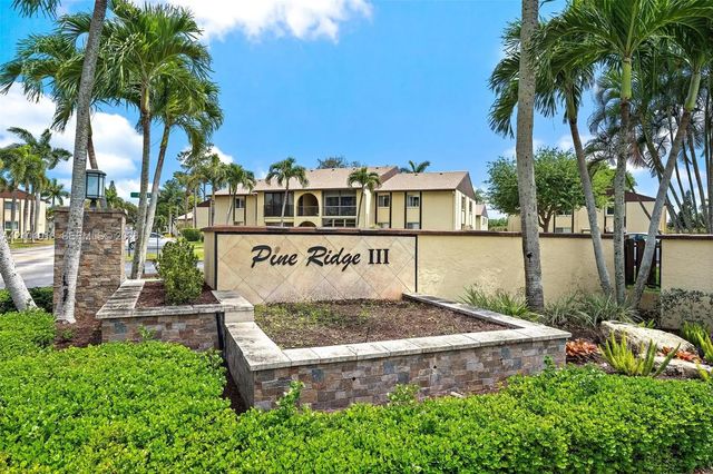 5 of 28 - 301 Pine Ridge Circle #c-1, Greenacres, FL
