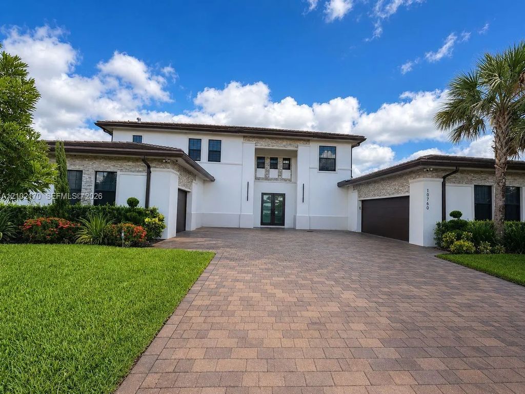 10760 Breezeway Lane, Davie