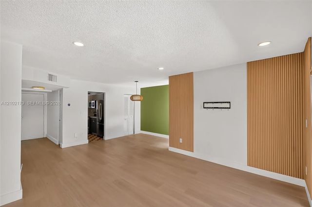 525 Coral Way #403, Coral Gables