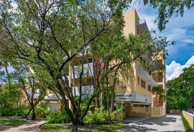 2 of 19 - 525 Coral Way #403, Coral Gables, FL