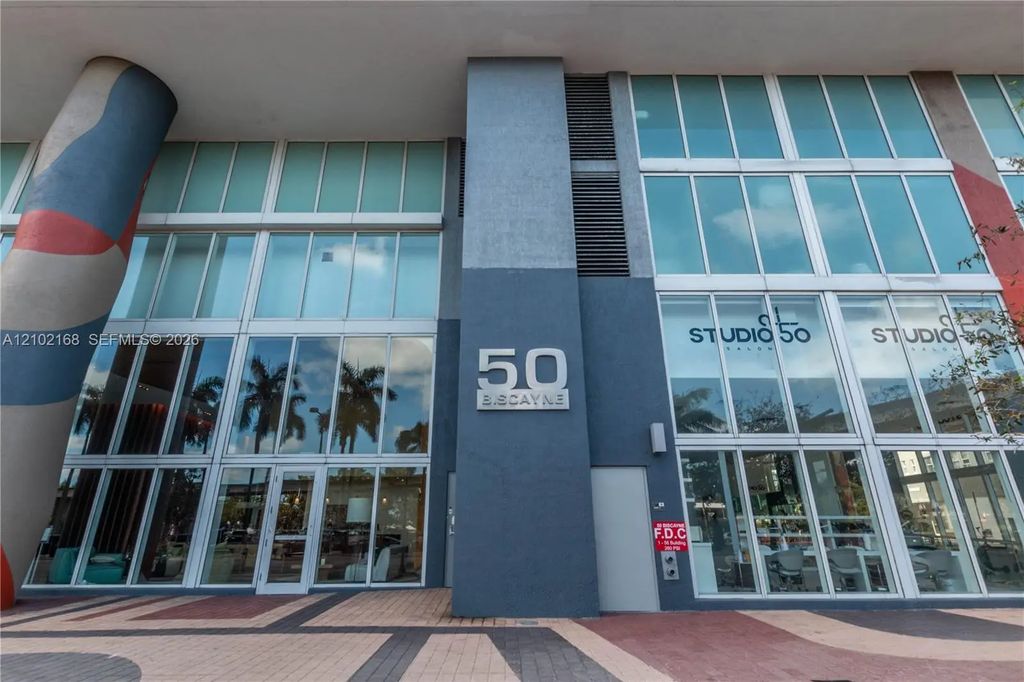 50 Biscayne Boulevard #3006, Miami
