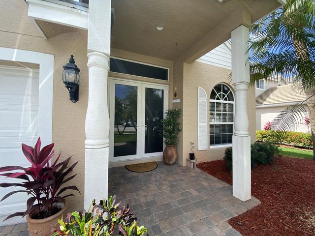 5 of 43 - 325 Berenger Walk, Royal Palm Beach, FL