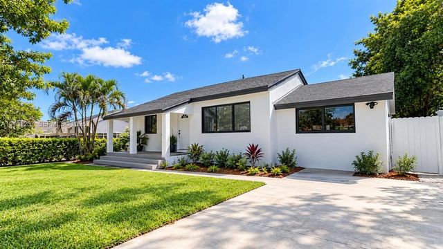 730 E 8th Street, Hialeah