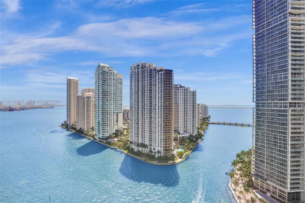 300 Biscayne Boulevard Way #2106w, Miami