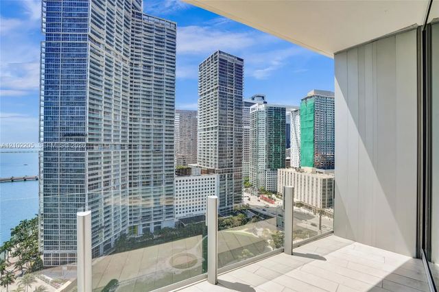 4 of 59 - 300 Biscayne Boulevard Way #2106w, Miami, FL