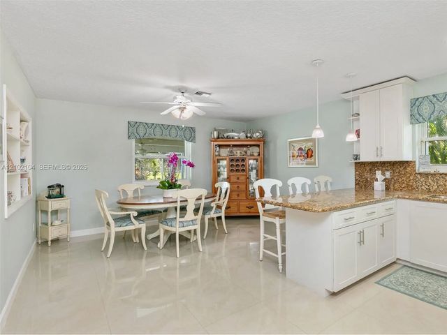 4 of 31 - 20565 Sw 80th Place, Cutler Bay, FL