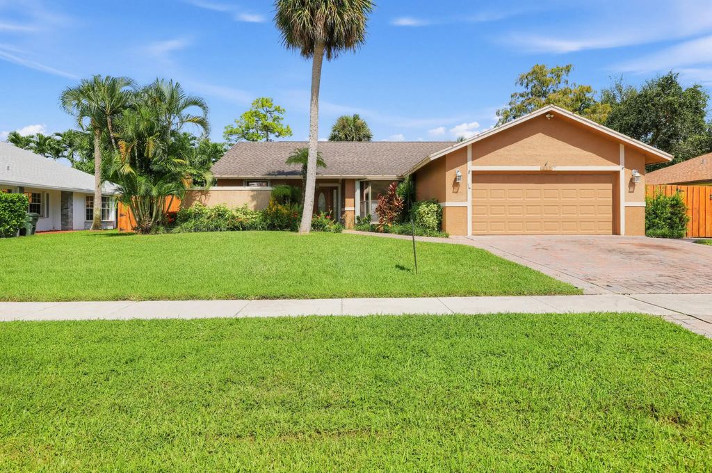 835 Ivy Drive, Wellington