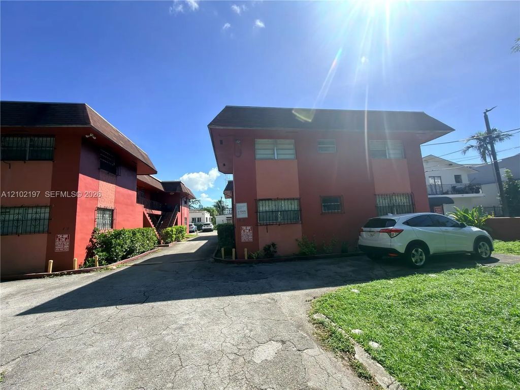 747 Nw 13th Avenue #2, Miami