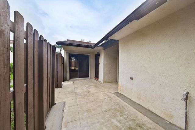5 of 41 - 3402 Waterview Circle #b, Palm Springs, FL