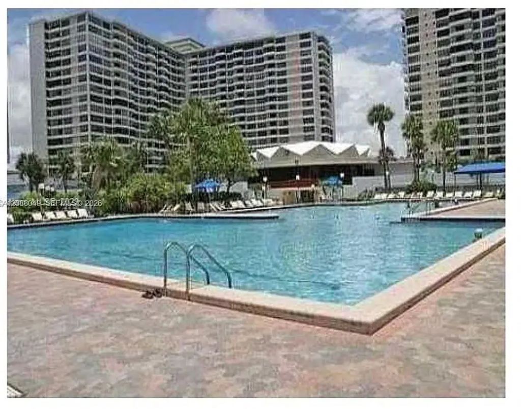 600 Three Islands Boulevard #807, Hallandale Beach