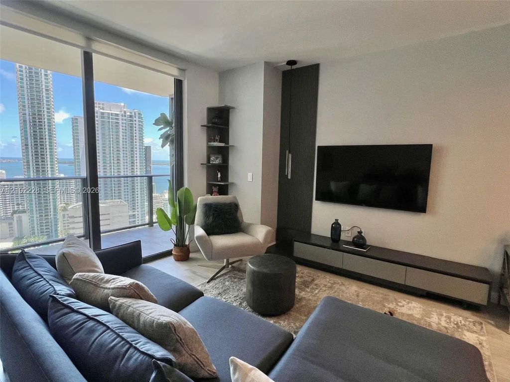 45 Sw 9th Street #2702, Miami