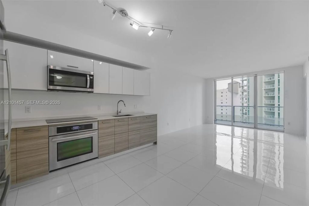1300 Brickell Bay Drive #1203, Miami
