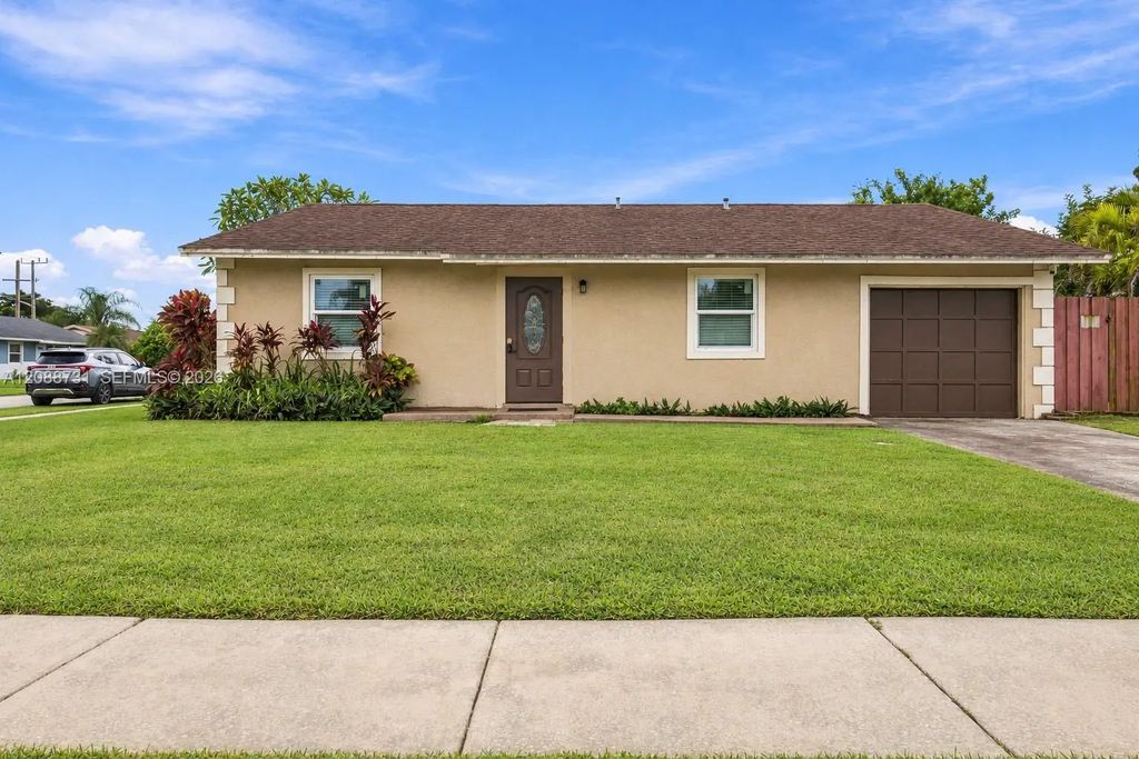 8120 Sw 5th Court, North Lauderdale