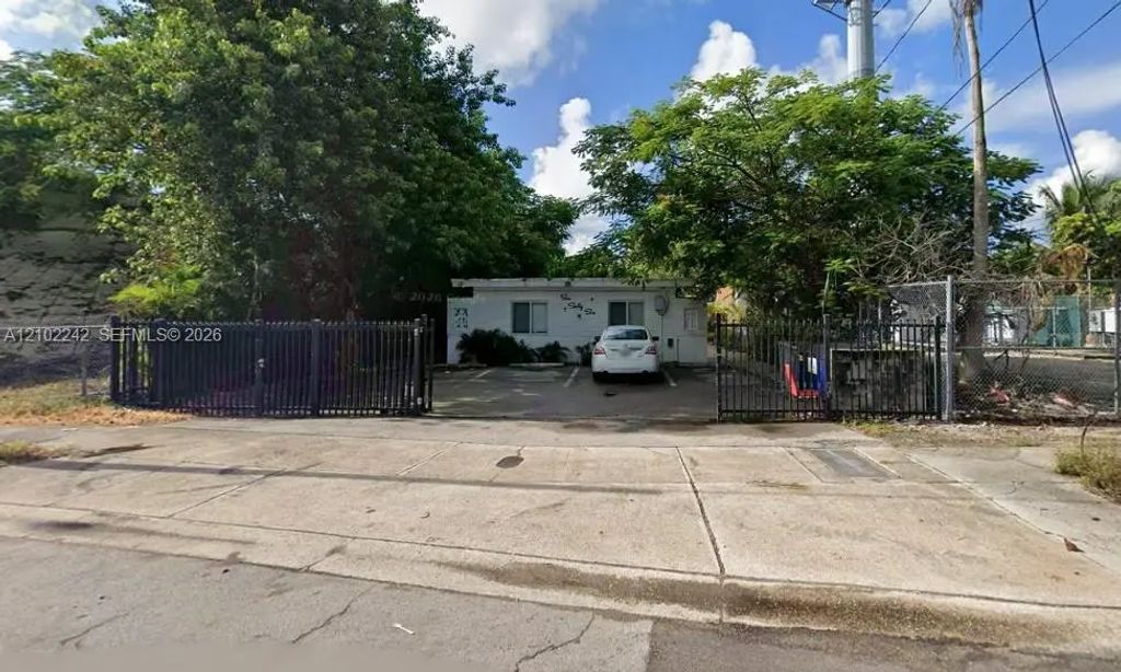 666 Nw 35th Street #2, Miami