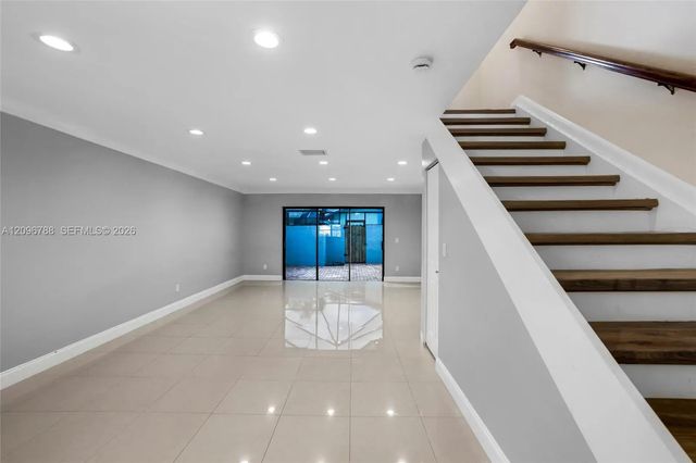 3 of 60 - 9166 Sw 21st Court #e, Boca Raton, FL